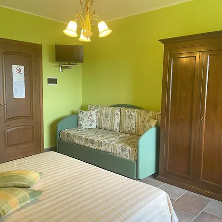 Finestre Di Langa Agroturismo Trezzo Tinella