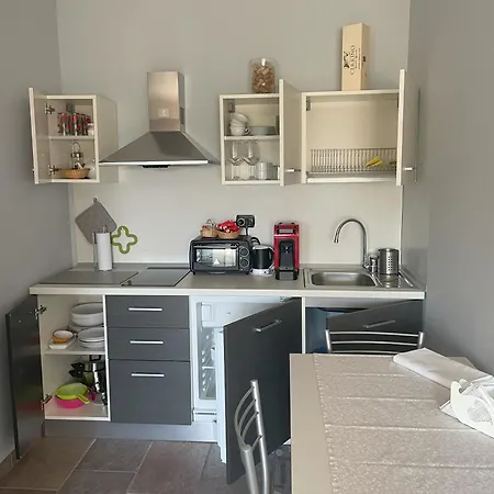 Farma Finestre Di Langa Trezzo Tinella
